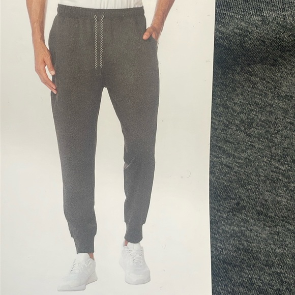 Kirkland Signature - Men’s Active Jogger - Picture 5 of 5